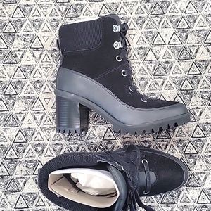 UGG heeled boots 7.5